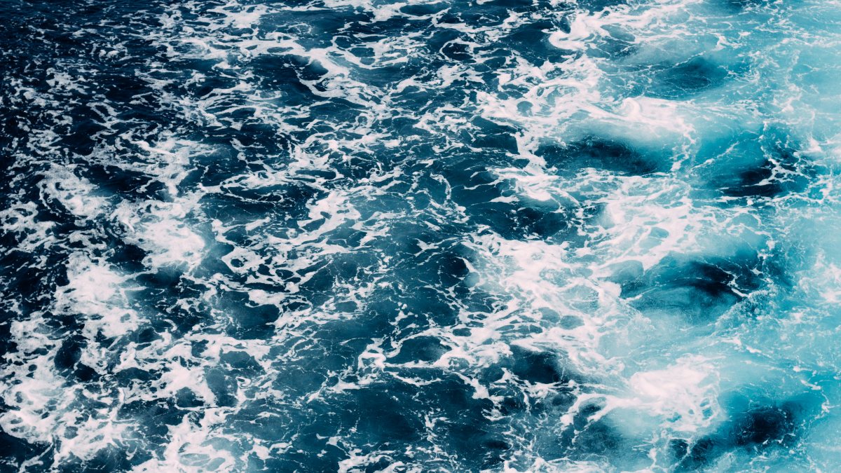 Oleaje en el ferry entre La Graciosa y Lanzarote (Unsplash)